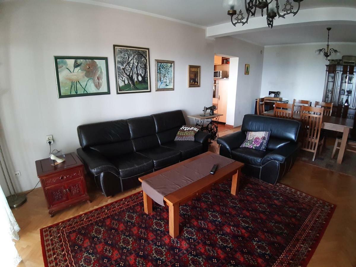 Vesna Apartments ウルツィニ エクステリア 写真