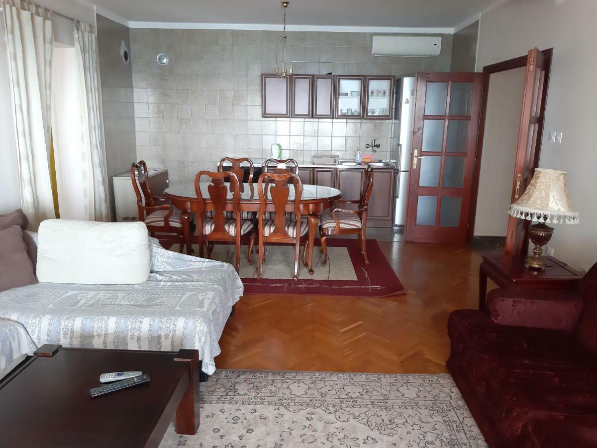 Vesna Apartments ウルツィニ エクステリア 写真