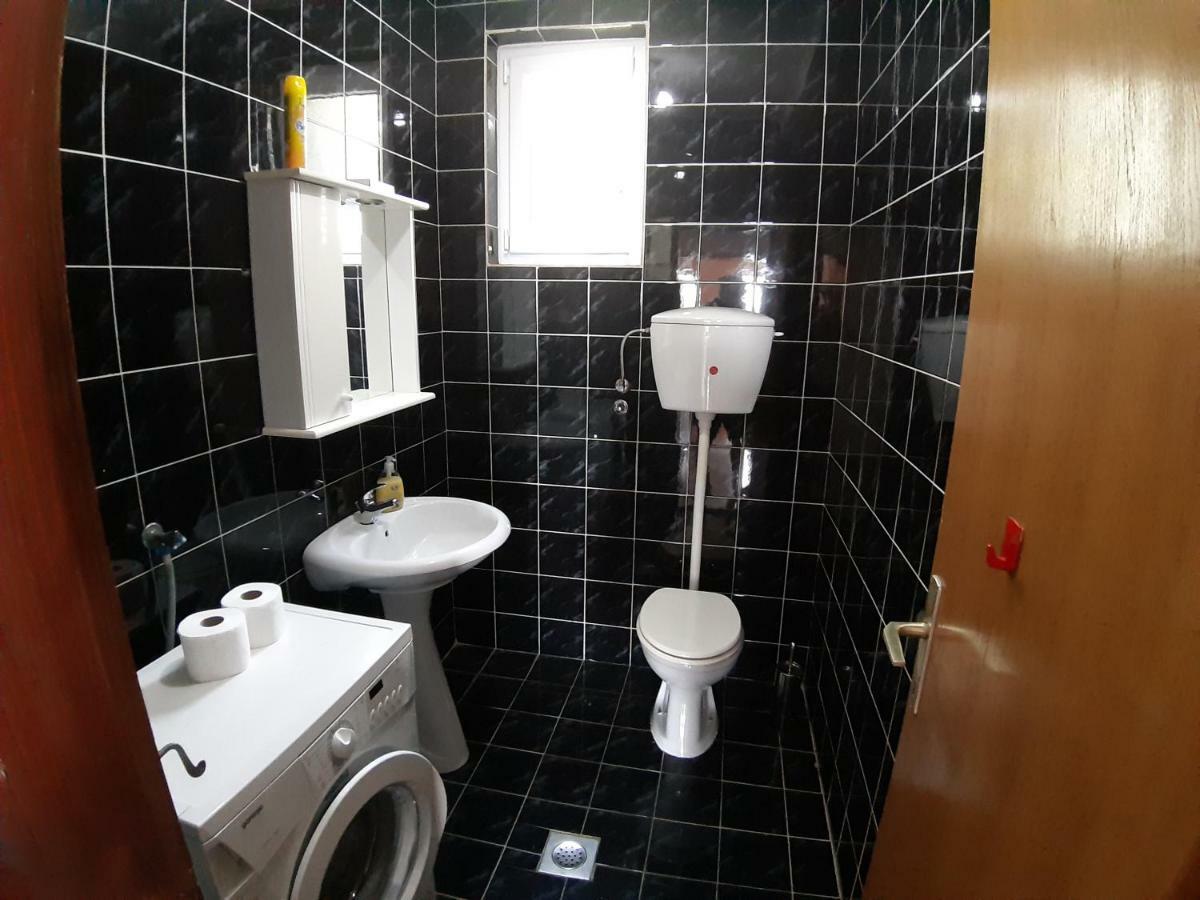 Vesna Apartments ウルツィニ エクステリア 写真
